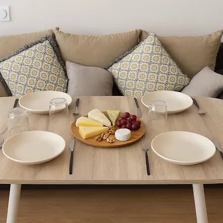 Arc De Triomphe -marie Antoinette Garden