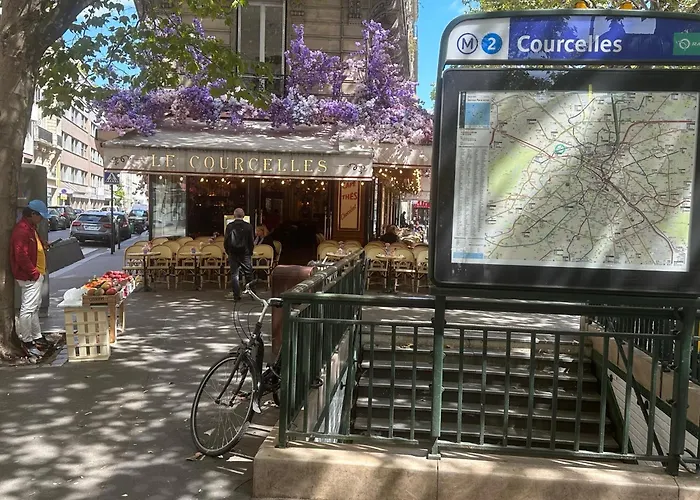 Arc De Triomphe -marie Antoinette Garden